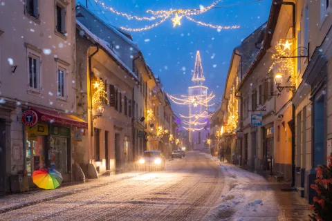 Takšne praznične zimske pravljice si želijo tudi letos. / Foto: Jost Gantar