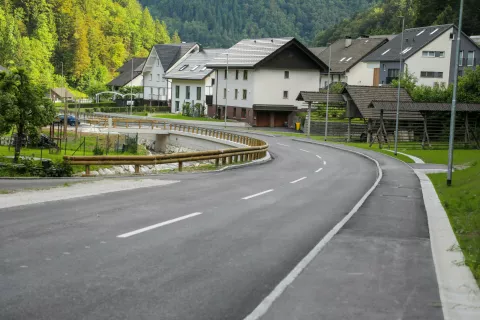 cesta proti Rudnem Železniki / Foto: Tina Dokl