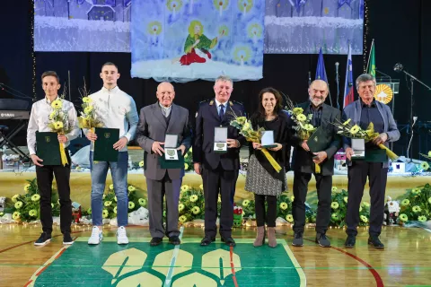 Letošnji občinski nagrajenci / Foto: Tina Dokl