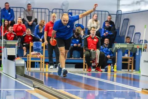 kegljanje liga prvakov Slovenija Avstrija KK Triglav Kranj na fotografiji Aleš Blaž / Foto: Tina Dokl