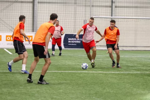 Na srečanju se je pokazalo, da nogomet resnično povezuje ljudi. / Foto: Tina Dokl