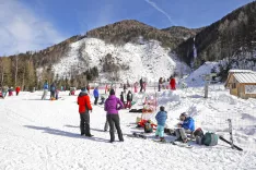 Park Jezersko reportaža smučanje drsanje sankanje tek na smučeh / Foto: Tina Dokl