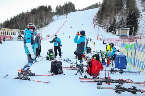 AUDI FIS SP v alpskem smučanju za ženske - Kranjska Gora 2025 smučišče Podkoren na fotografiji Nataša Bokal / Foto: Tina Dokl