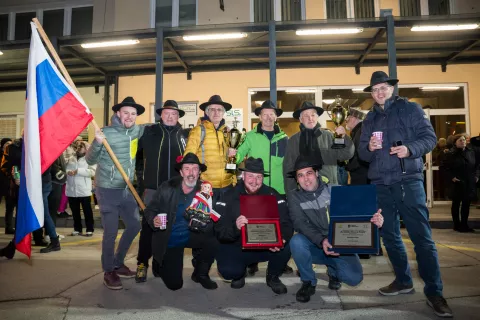 Sprejem Kranjskih furmanov po osvojenem 1. mestu na tekmovanju v Poljski Bystri. / Foto: Primož Pičulin