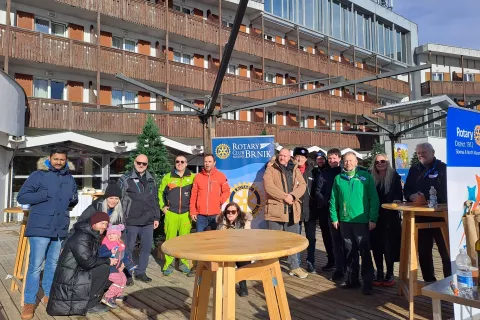 Rotary klub Brnik, dobrodelni dogodek za mlade smučarje v Kranjski Gori / Foto: Karmen Sluga