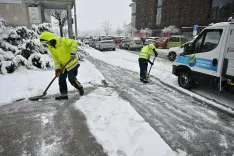 Snežne razmere v Kranju / Foto: Primož Pičulin