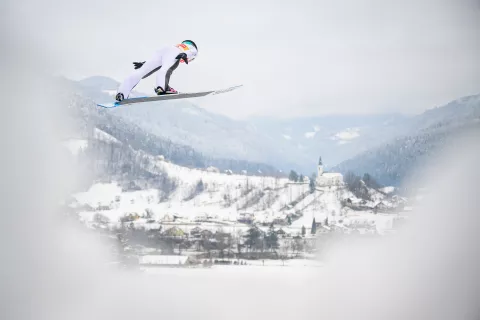 Ljubno ob Savinji.Svetovni pokal v smucarskih skokih, zenske.Slovenska smucarska skakalka Nika Prevc. / Foto: Jure Makovec/sta