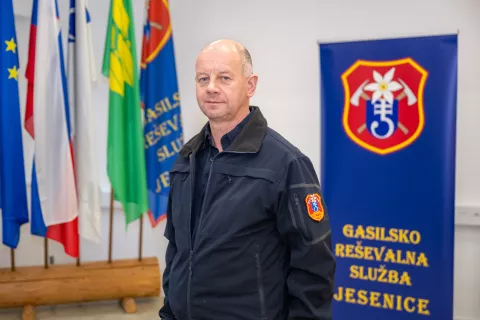 portret Robert Kejžar, poveljnik operativne gasilske enote GARS Jesenice bo postal častni občan občina Jesenice 2025 / Foto: Nik Bertoncelj