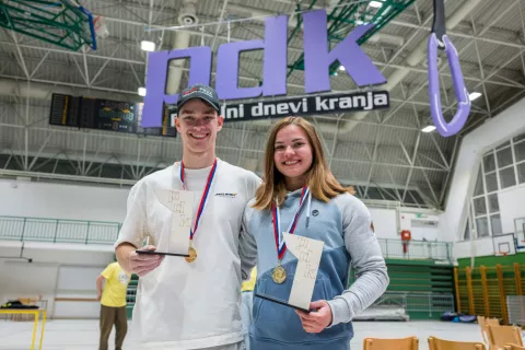 Plezalni dnevi Kranja 2025, zmagovalca Vita Lukan in Luka Potočar / Foto: Primož Pičulin