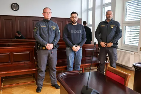 Po izpovedi nekdanje žene naj bi David Trivić težave reševal z lažmi. / Foto: Tina Dokl