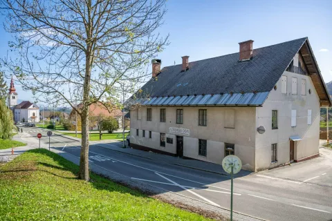 Simbolična fotografija občina Gorje - Gorjanski dom / Foto: Nik Bertoncelj