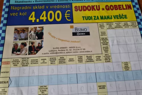 Dobitki pri nagradnih igrah (križankah) se ne obdavčijo do višine 42 evrov. Če pa vrednost dobitka preseže ta znesek, se obdavčijo v celoti. / Foto: Cveto Zaplotnik