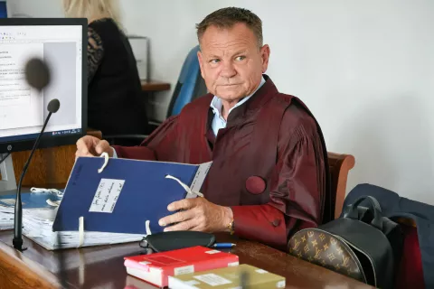 pravdna obravnava plačila odškodnine pcto 901.119,96 EUR s pp Ivan Janez Janša proti REPUBLIKA SLOVENIJA na fotografiji Franci Matoz odvetnik Janeza Janša / Foto: Tina Dokl