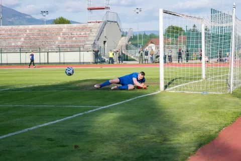 Nogometna tekma Triglav Kranj - ND Bilje, 2 SNL, 25 krog / Foto: Primož Pičulin