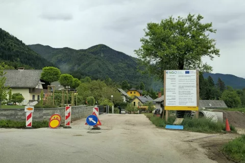 Gradnja fekalne kanalizacije in vodovoda v naselju Ba&scaron;elj / Foto: Alenka Brun