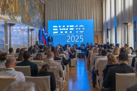 Blejski vodni forum je med prvimi, ki ponuja odgovore in re&scaron;itve ter predstavlja inovacije, napredne tehnologije in prelomne projekte na področju kakovosti pitne vode in varovanja vodnih virov. / Foto: Arhiv Turizma Bled