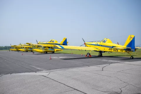 Dogodek ob koncu projekta Nakup letal za gašenje Air Tractor na vojaški ploščadi letališča Ljubljana / Foto: Primož Pičulin