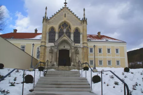 Dvorec Mayerling, dvorec, kjer so našli mrtvega Rudofa. / Foto: Arhiv Avtorice