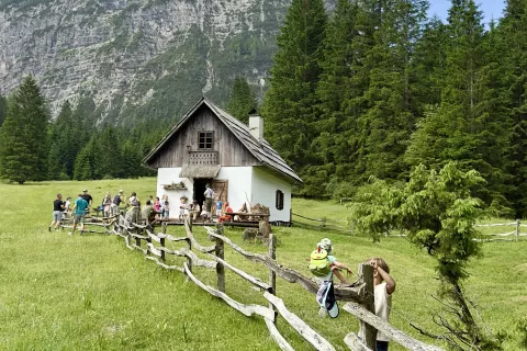 Čudovito doživetje v Kekčevi deželi s slavnimi Vandotovimi junaki / Foto: Suzana P. Kovačič