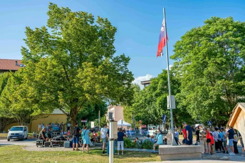 Občinska proslava ob državnem prazniku dan državnosti Občina RadovljicaSlovenska zastava / Foto: Nik Bertoncelj