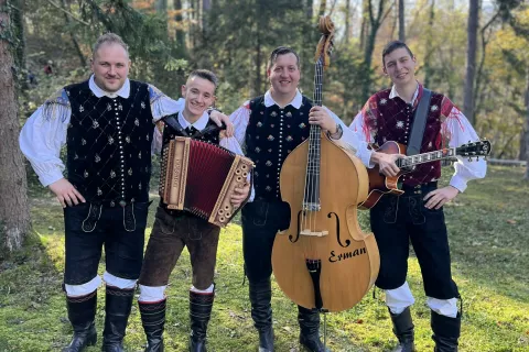 Kvartet za 5 obljublja, da bodo gorenjski poslušalci tudi v prihodnje prišli na svoj račun. / Foto: osebni arhiv