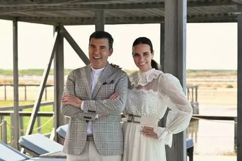 Prireditev bosta vodila Mario Galunič in Lorella Flego. / Foto: Arhiv Rtv Slovenija (Foto Zen)