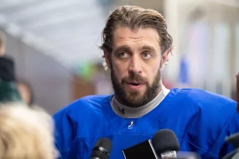 Odprtje Ledena dvorana Bled in tekma hokejskih legendNa fotografiji hokejist Anže Kopitar / Foto: Nik Bertoncelj