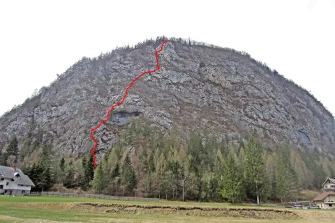 Pogled na Grančišče z vrisano ferato Pot mojstranških veveric / Foto: Jelena Justin