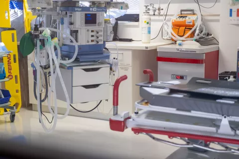 Urgentno stanje je tudi nekajsekundna ali pa nekajminutna izguba zavesti. / Foto: Nik Bertoncelj