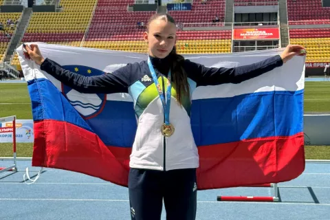 Živa Remic si je priborila zlato medaljo. / Foto: Arhiv Oks - ZŠz