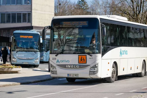 Za prevoze šolarjev bo Občina Radovljica letos porabila le dobro tretjino lanskega zneska. / Foto: Nik Bertoncelj
