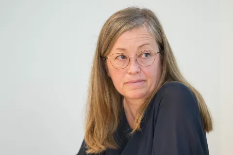 Novinarska konferenca glede predloga novega zakona o konoplji za omejeno osebno rabo.Mateja Jandl z NIJZ. / Foto: Boštjan Podlogar/sta