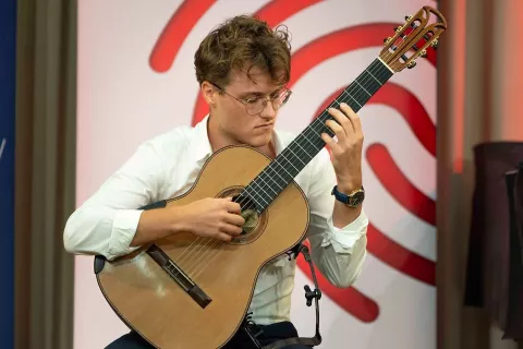 Leon Ravnikar na zmagovalnem odru / Foto: Osebni Arhiv