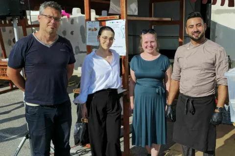 Za projekt in okusni ribji grižljaj: Uroš Brankovič, Maja Mileusnič, Kristina Grmek ter Mohamed Jawhar Hammila / Foto: Alenka Brun