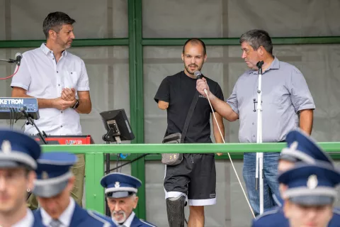 Praznik Krajevna skupnost Slovenski Javornik Koroška BelaZbiranje sredstev paraatlet Kristjan Tramte / Foto: Nik Bertoncelj