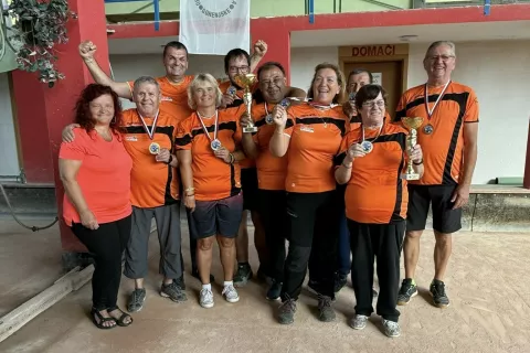 Gorenjske balinarke in balinarji so zadovoljni zapuščali balinišče na Trati. / Foto: Arhiv Mdgn Auris Kranj