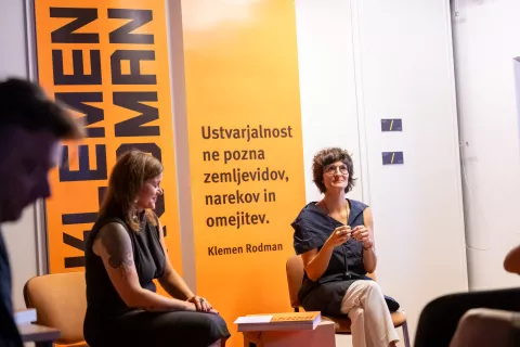 Predstavitev knjige Klemen Rodman v Žirovnici - grafični oblikovalec, industrijski oblikovalec, umetnikPogovor s hčerko Petra RodmanČopova hiša Žirovnica / Foto: Nik Bertoncelj