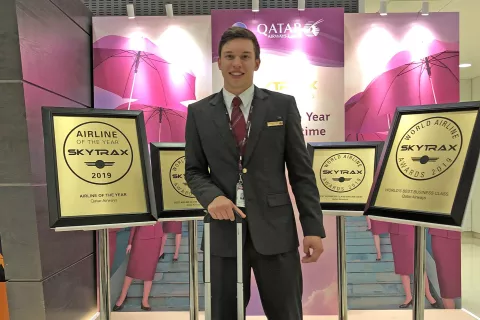 Iz časov, ko je bil stevard pri letalski družbi Qatar Airways / Foto: arhiv Žana Mubija