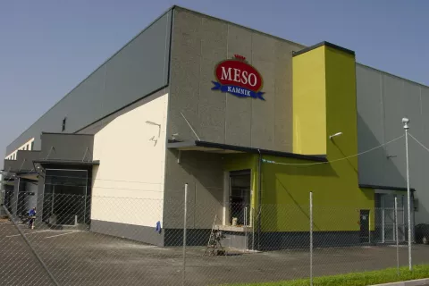 Del Skupine Farme Ihan je tudi družba Meso Kamnik. / Foto: Cveto Zaplotnik