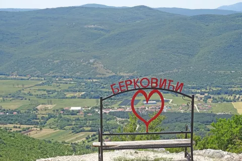 Klopce ljubezni so očitno v modi tudi v Bosni in Hercegovini / Foto: Arhiv Avtorja