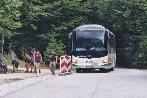 S 15. septembrom je Občina Kranjska Gora zaključila letošnje brezplačne javne prevoze v dolino Vrata. / Foto: arhiv Gorenjski glas