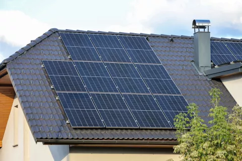 Dobavitelji morajo po lani uveljavljenih spremembah kriti razliko v ceni za energijo, ki jo je treba zagotoviti na trgu. / Foto: Tina Dokl