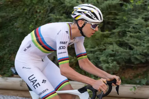 Tadej Pogačar niza uspeh za uspehom. Konec tedna ga bomo znova lahko pozdravili na cestah na Gorenjskem. / Foto: Peter Košenina