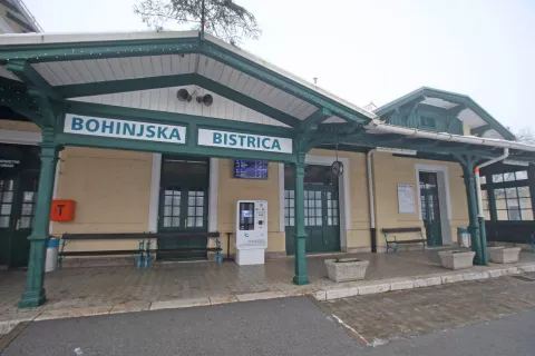 Na relaciji Bohinjska Bistrica – Jesenice je urejen dodatni avtobusni prevoz za jutranjo povezavo do Jesenic s povezavo naprej proti Ljubljani / Foto: / Foto: Gorazd Kavčič, Arhiv Gorenjskega Glasa