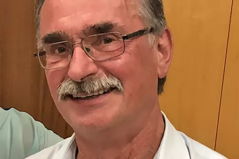 Dr. Valentin Brumnik, eden od treh podpredsednikov Zveze slovenskih organizacij na Koroškem, ki je bila ustanovljena leta 1955. / Foto: Jože Košnjek