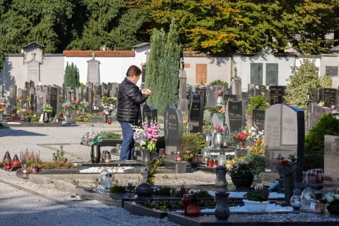 Spodbujajo trajnostne oblike spomina na pokojne