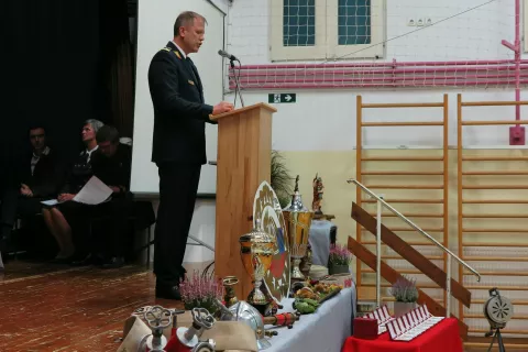 Ob obletnicah prevzeli novi gasilski vozili