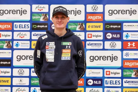 SZS Smučarska zveza Slovenije predstavitev reprezentanc reprezentanca pred sezono tekem FIS in IBU svetovnega pokala sezona 2025/2026 na fotografiji skoki moški Domen Prevc / Foto: Tina Dokl