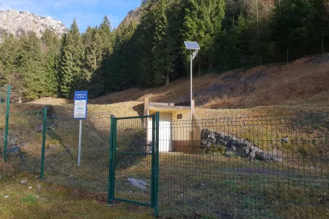 V vodi spet fekalije, uvajajo začasno kloriranje