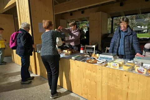 nova trznica boh bistrica prodaja / Foto: Marjana Ahačič